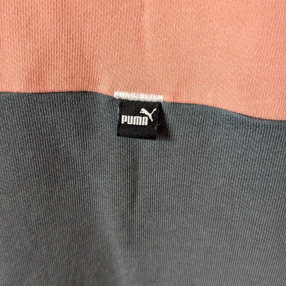 Puma color block sweatshirt medium - Picture 8 of 9